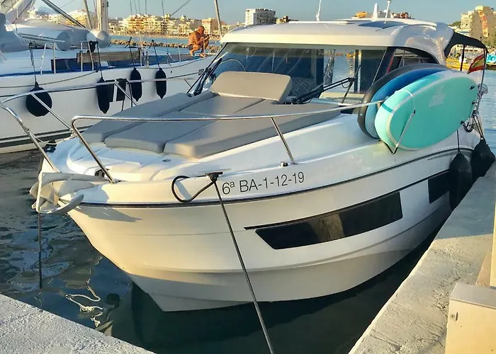 Yate De Lujo En Botel *